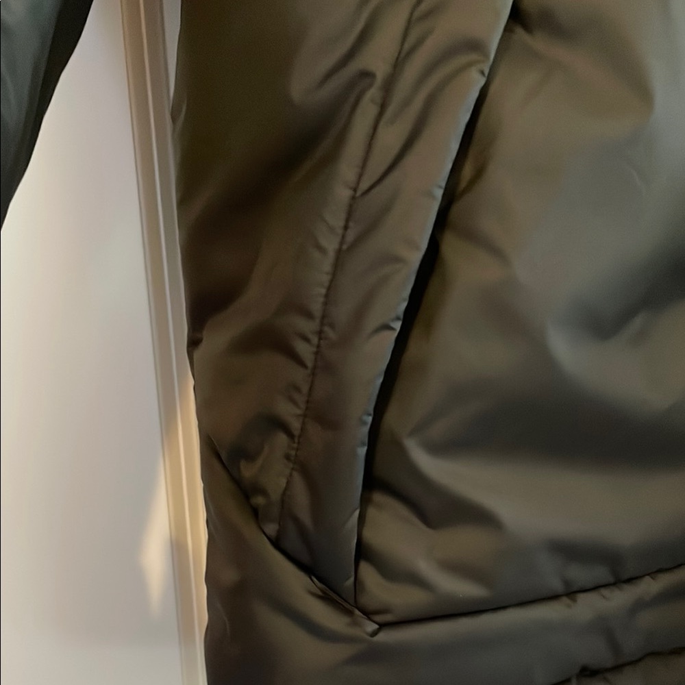 Nike 901 Black Puffer Jacket with Hood‎ size small - Picture 4 of 13